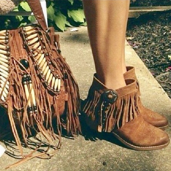 NWOT Sam Edelman Sidney Fringe Cowboy bootie sz 6 - Picture 2 of 11